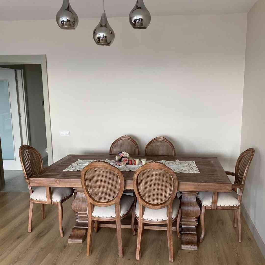 angelica yemek masası