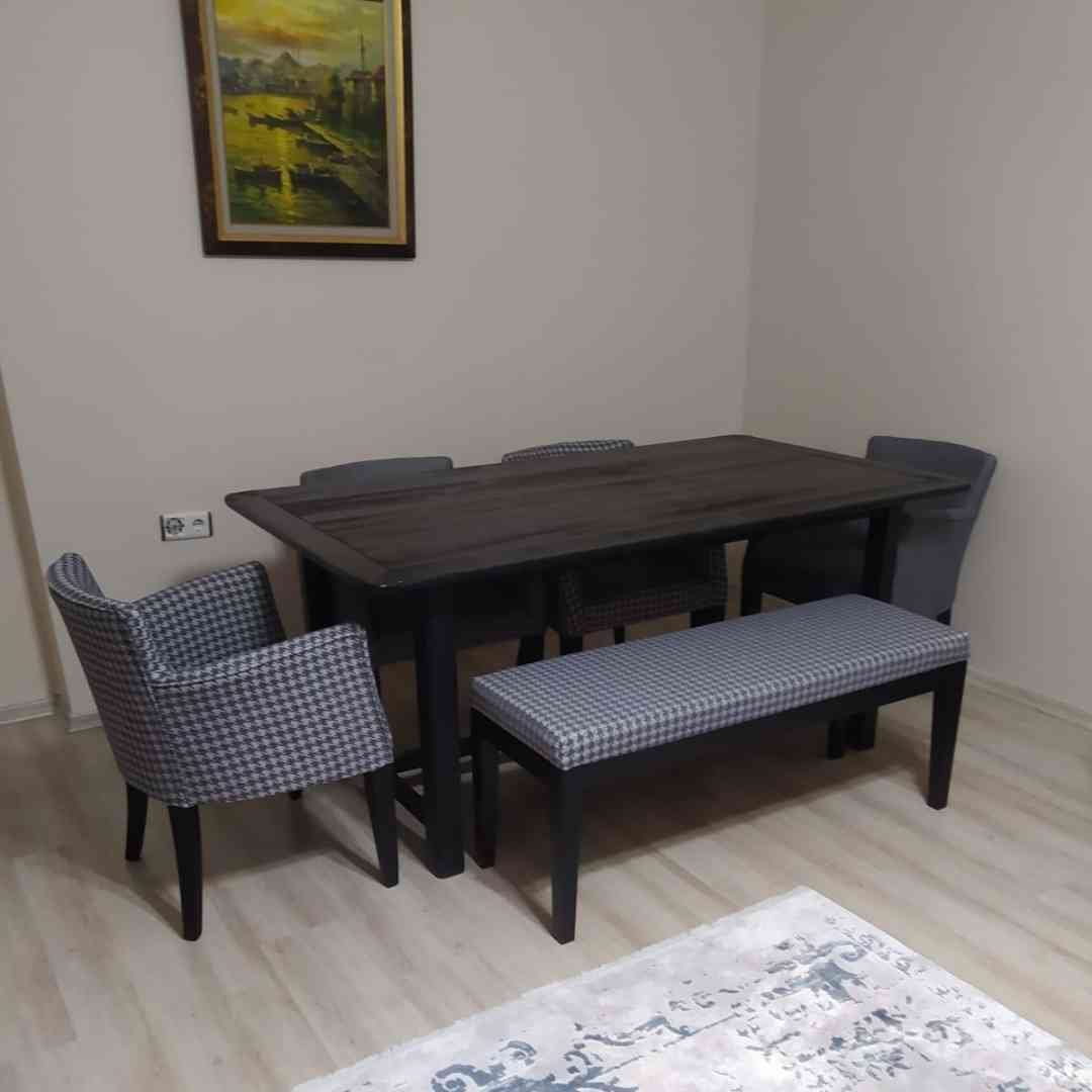 larice yemek masası