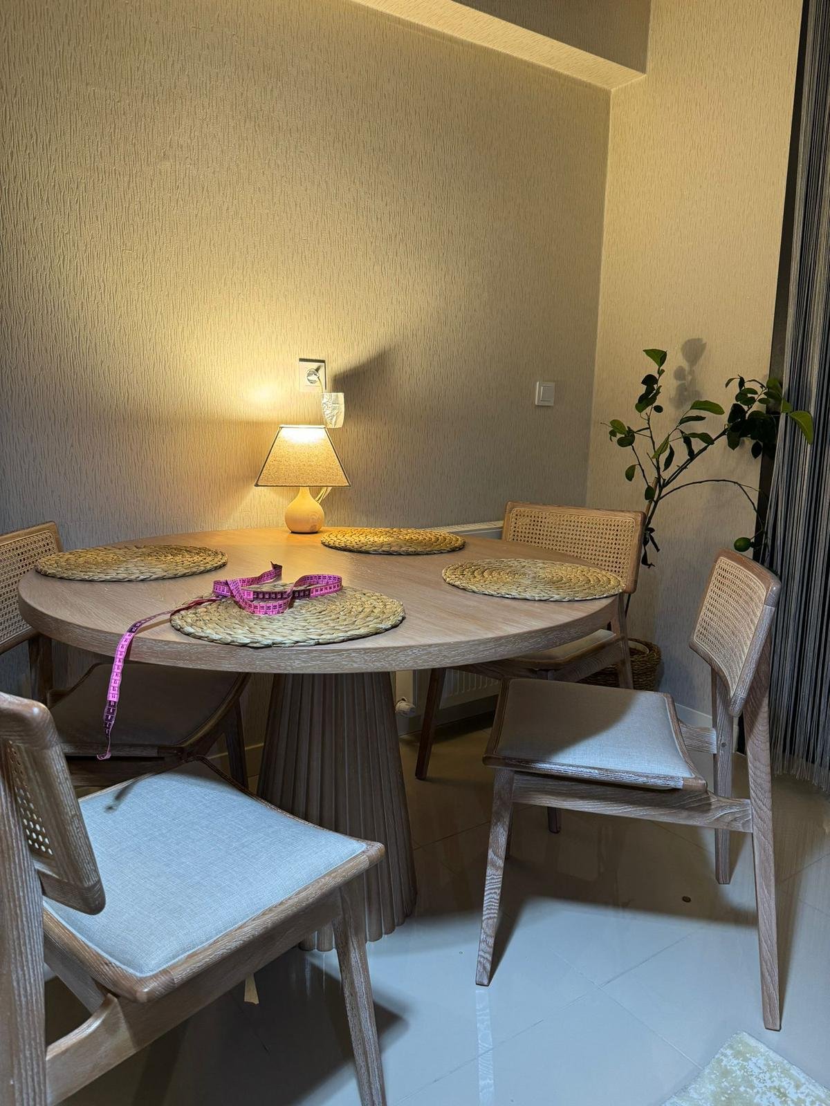 yuvarlak yemek masası takımı yuvarlak yemek masası takımı