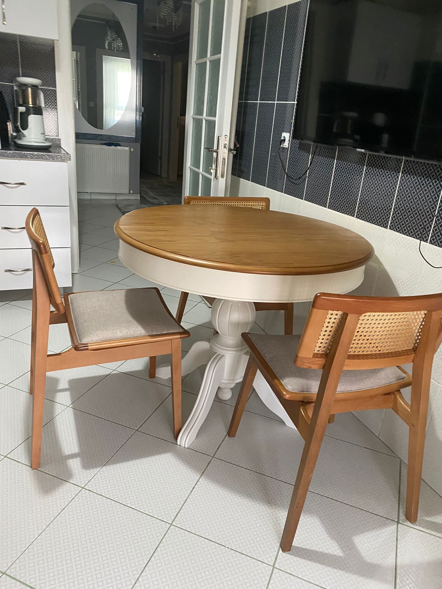 yuvarlak yemek masası takımı yuvarlak yemek masası takımı